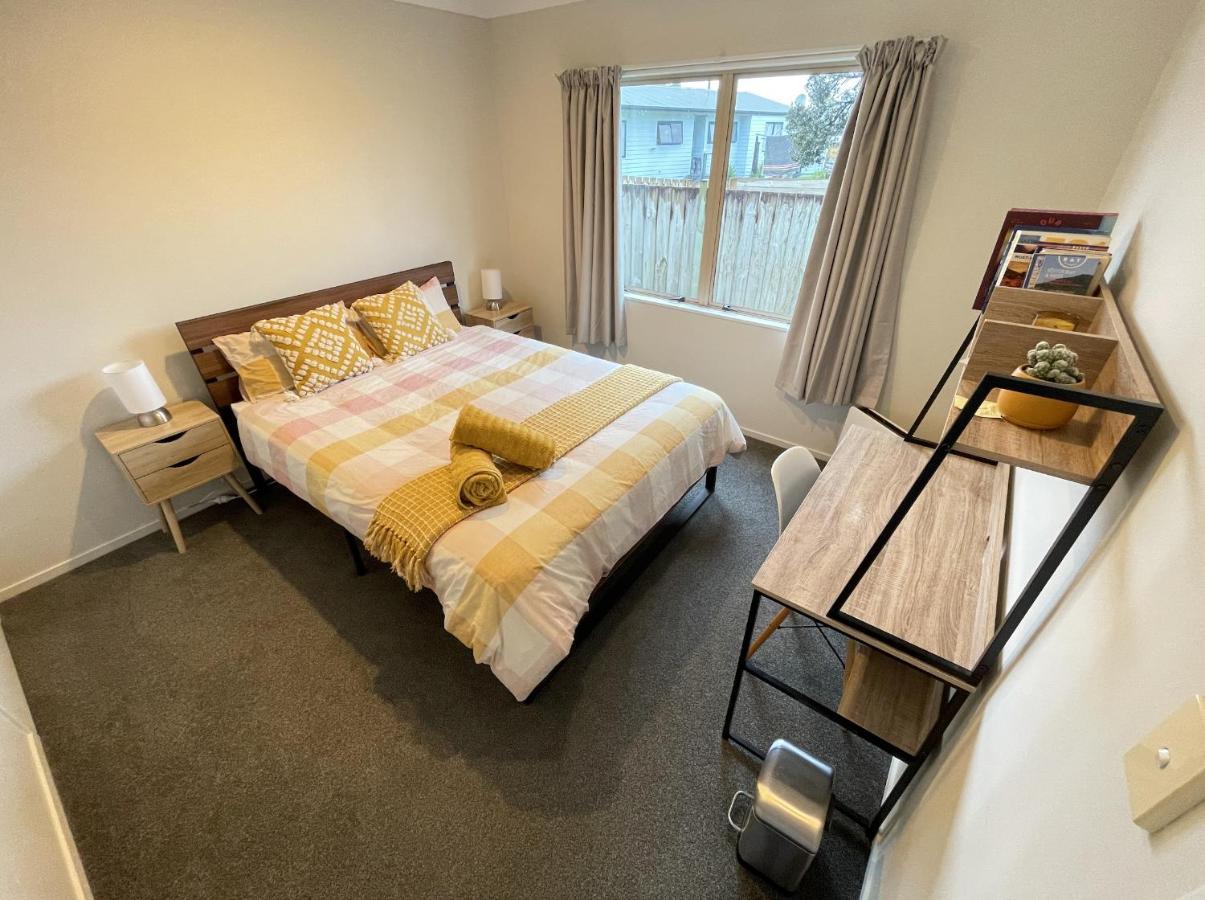 Papamoa Two Rooms & Kitchenette - Dogs Welcome Buitenkant foto