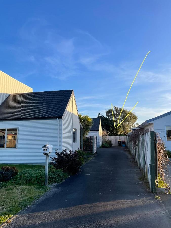 Papamoa Two Rooms & Kitchenette - Dogs Welcome Buitenkant foto