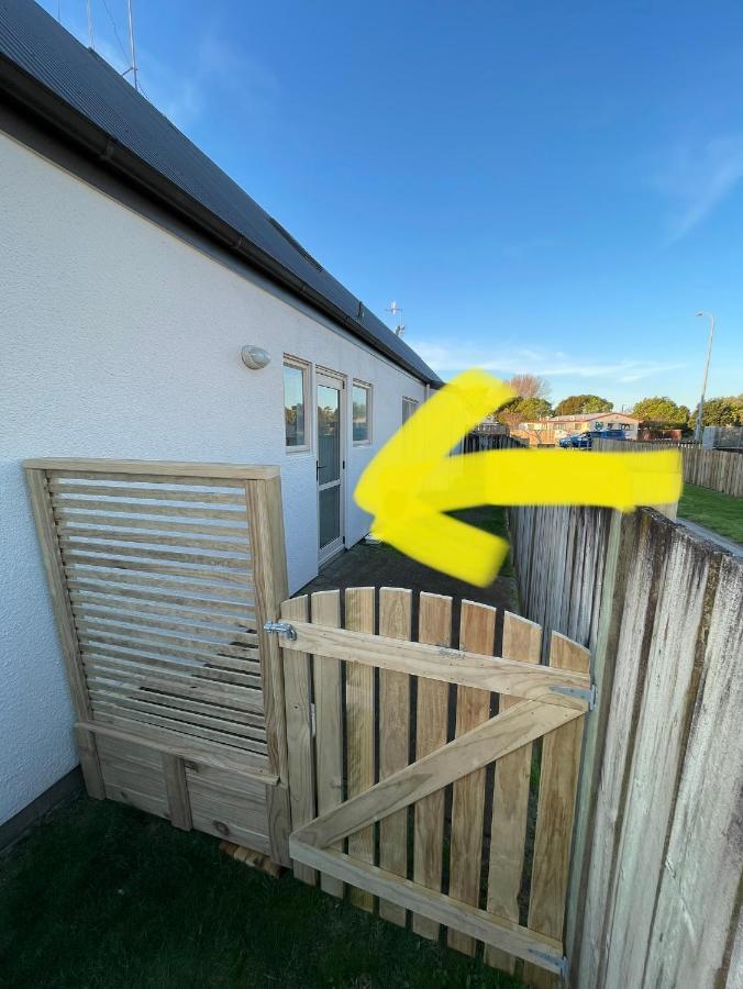Papamoa Two Rooms & Kitchenette - Dogs Welcome Buitenkant foto